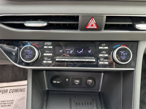 Used 2023 Hyundai Sonata SEL w/ Cargo Package image 21