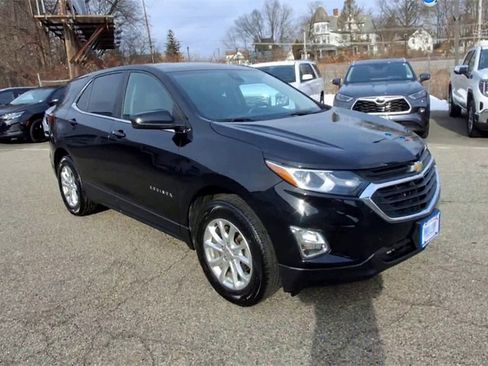 Certified 2021 Chevrolet Equinox LT image 2