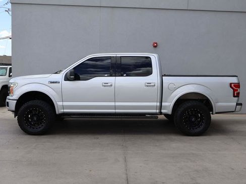 Used 2018 Ford F150 XLT w/ Equipment Group 302A Luxury AWD/4WD image 2
