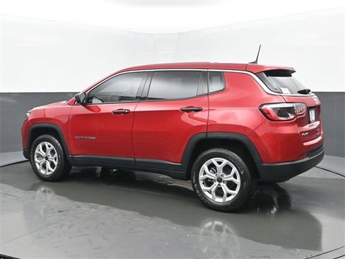 New 2025 Jeep Compass Sport image 3