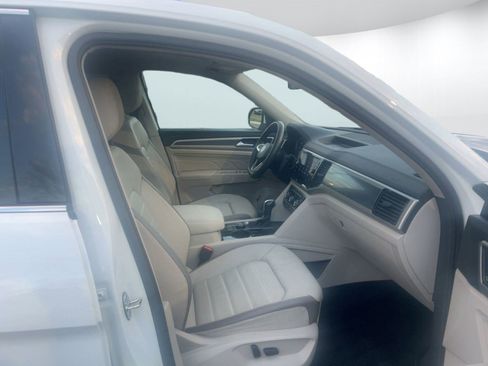 Used 2021 Volkswagen Atlas SEL Premium image 27