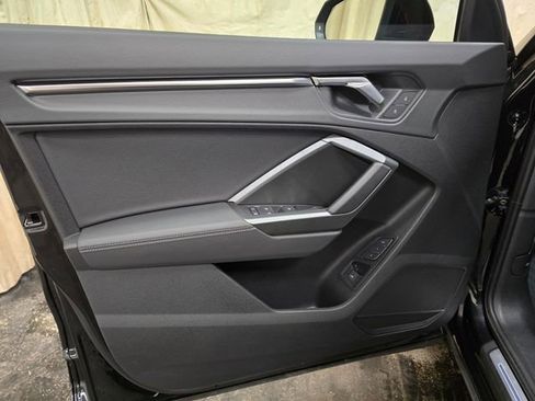 Certified 2025 Audi Q3 2.0T Premium w/ Convenience Package image 14