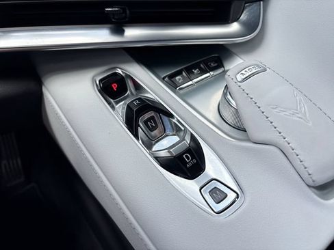 Used 2021 Chevrolet Corvette Stingray Preferred Conv w/ Z51 Performance Package RWD image 20