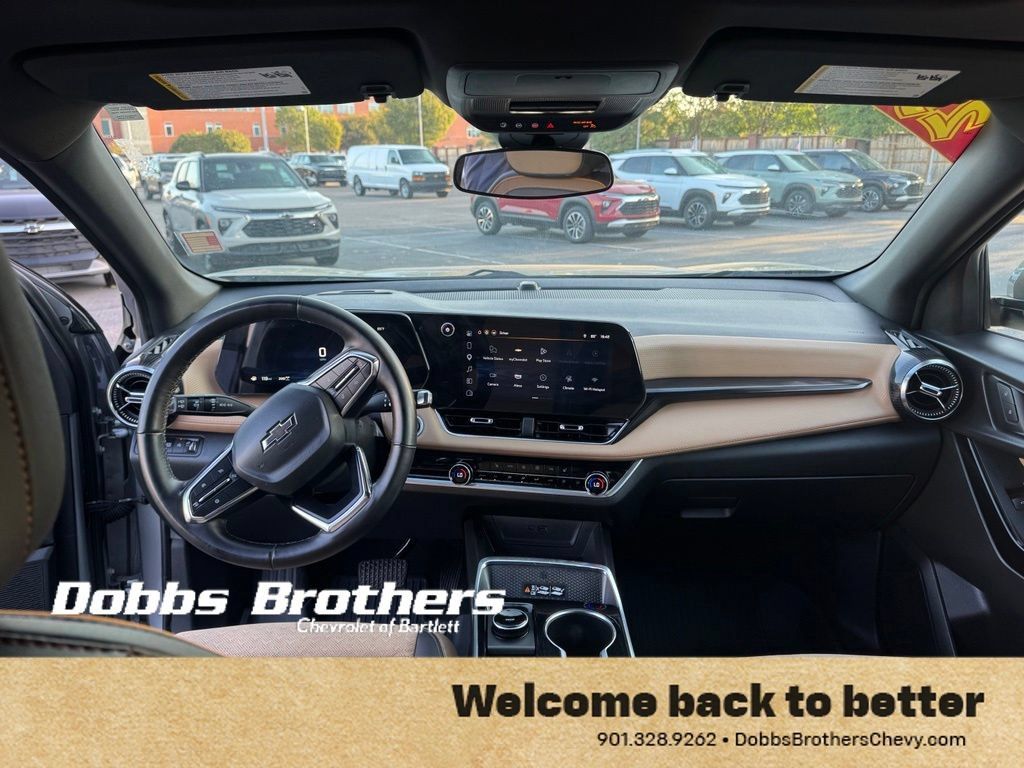 Used 2025 Chevrolet Equinox ACTIV AWD/4WD image 13