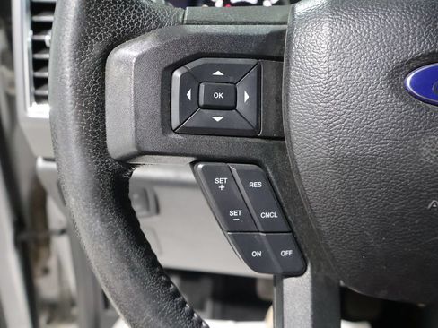 Used 2016 Ford F150 XLT w/ Equipment Group 302A Luxury AWD/4WD image 35