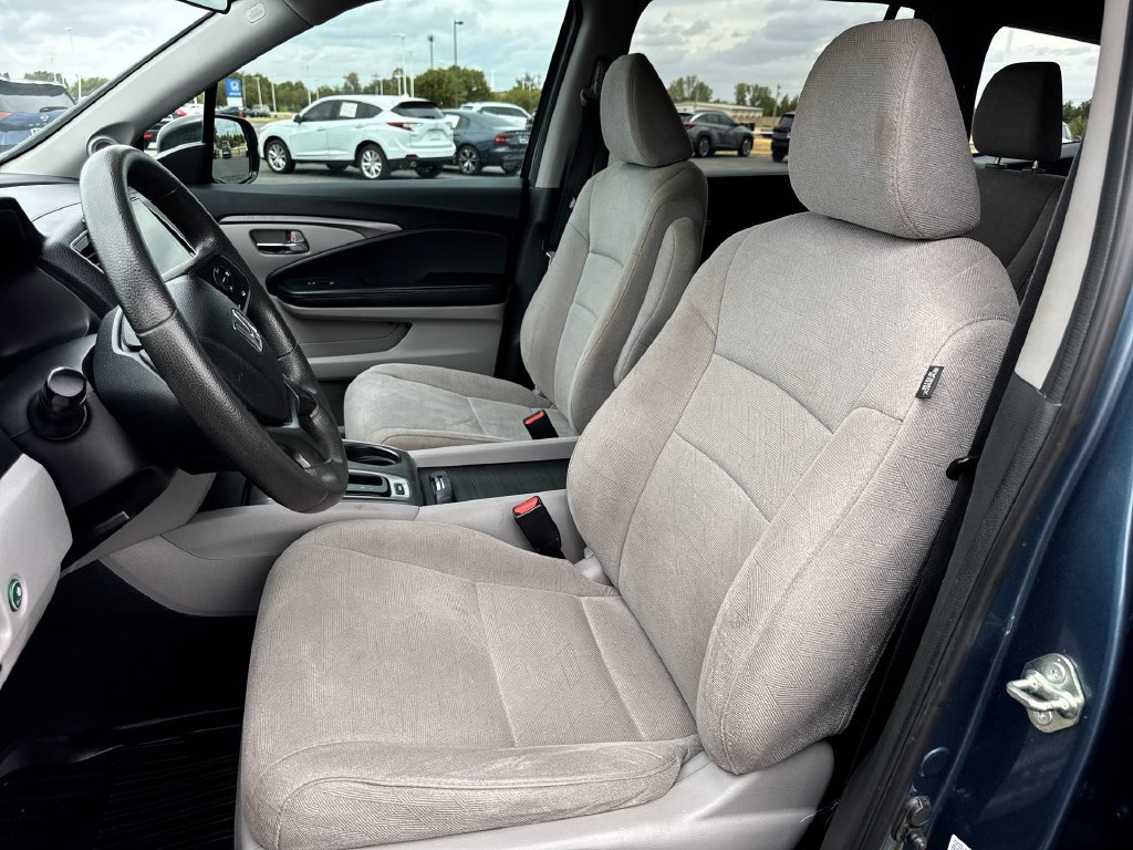Used 2020 Honda Pilot EX image 11