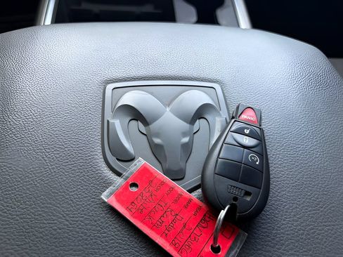 Used 2018 RAM 1500 Big Horn AWD/4WD image 23