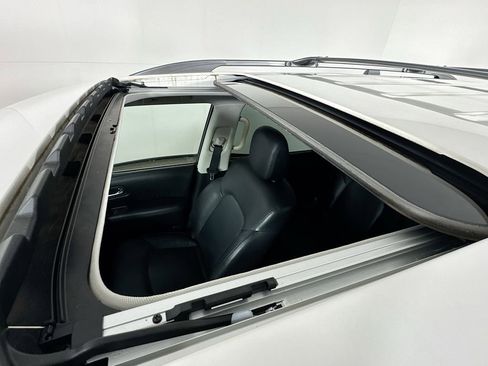 Used 2022 Nissan Armada SL image 23