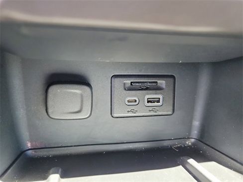 Used 2023 GMC Acadia Denali w/ Trailering Package image 29