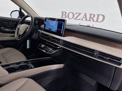 New 2026 Lincoln Corsair Grand Touring AWD/4WD image 31