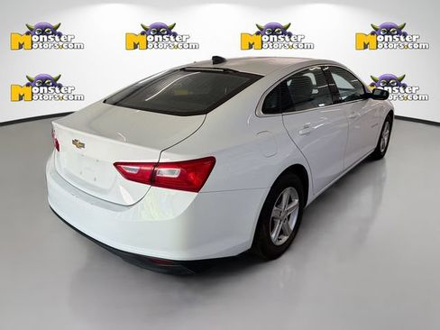 Used 2022 Chevrolet Malibu LS FWD image 4