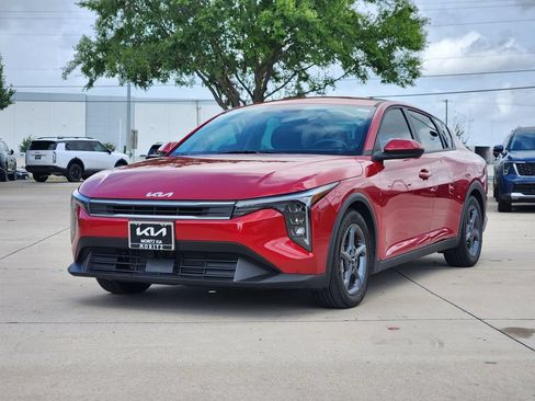 New 2026 Kia K4 FWD image 2