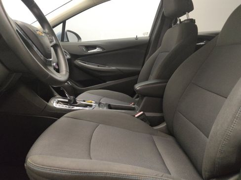 Used 2017 Chevrolet Cruze LT w/ Convenience Package FWD image 17