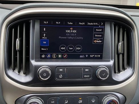 Used 2022 Chevrolet Colorado Z71 image 41