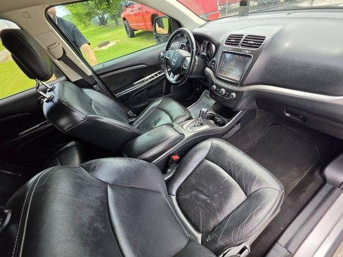 Used 2018 Dodge Journey Crossroad w/ Popular Equipment Group AWD/4WD image 4