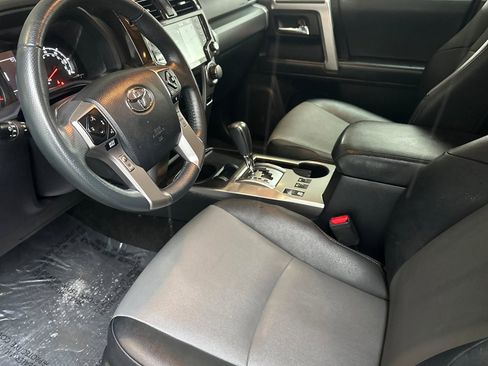 Used 2022 Toyota 4Runner SR5 Premium w/ Moonroof Package image 10