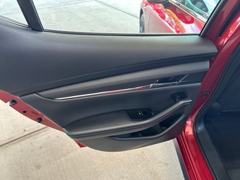 New 2026 MAZDA MAZDA3 Hatchback w/Premium Plus Pkg AWD/4WD image 17
