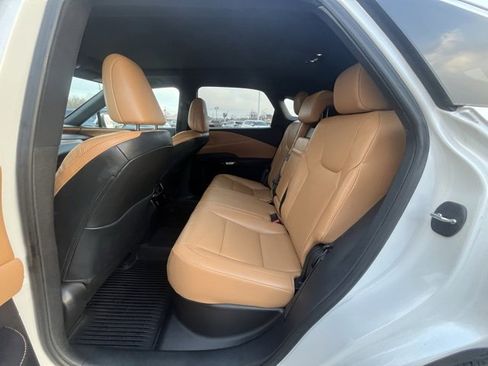 Used 2023 Lexus RX 350 Premium Plus image 9