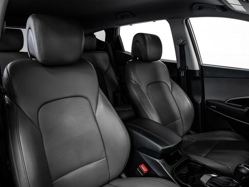 Used 2018 Hyundai Santa Fe Sport 2.0T FWD image 32