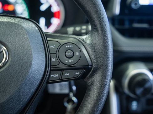 Used 2025 Toyota RAV4 LE image 25