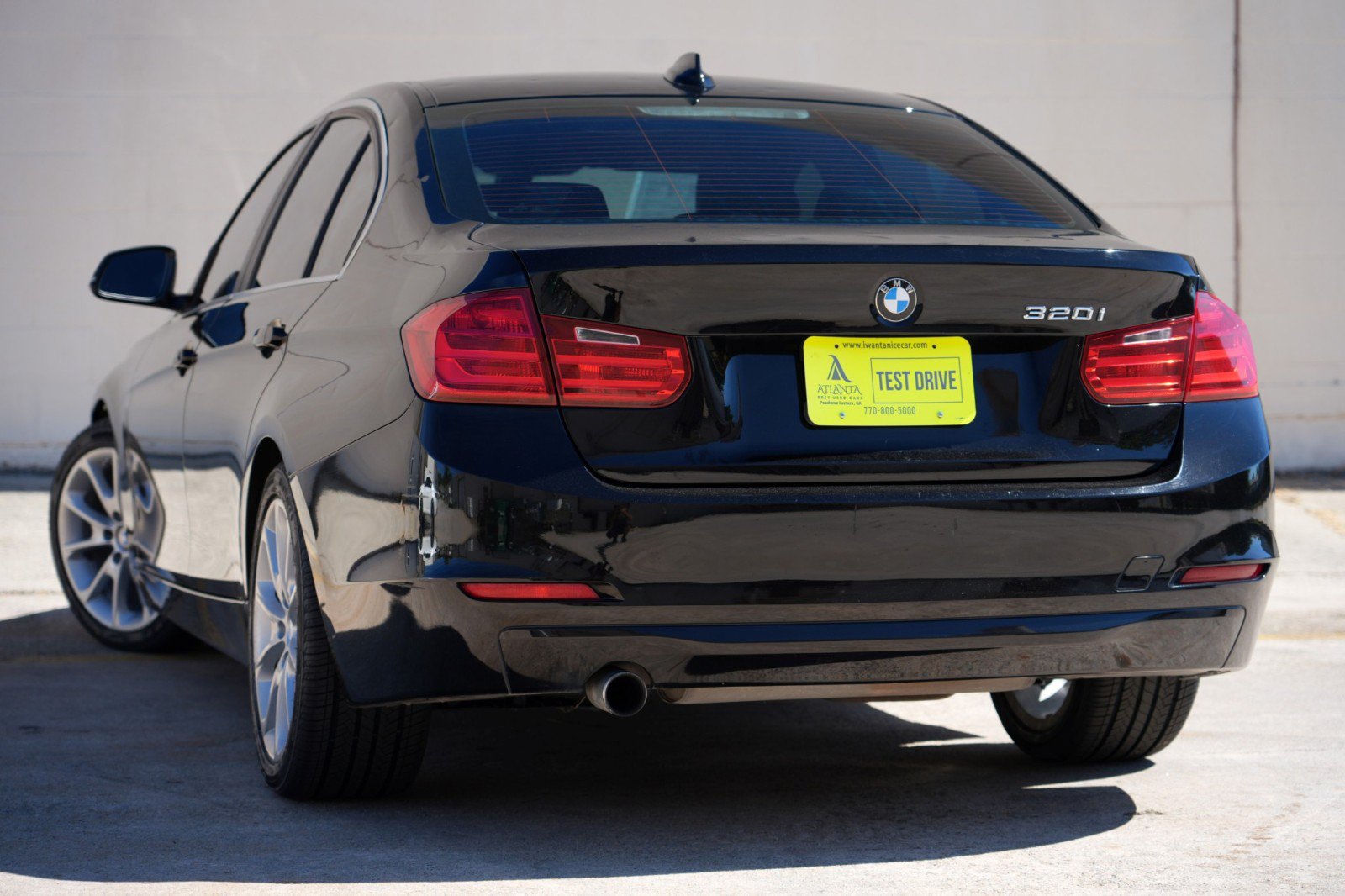 Used 2015 BMW 320i Sedan RWD image 5