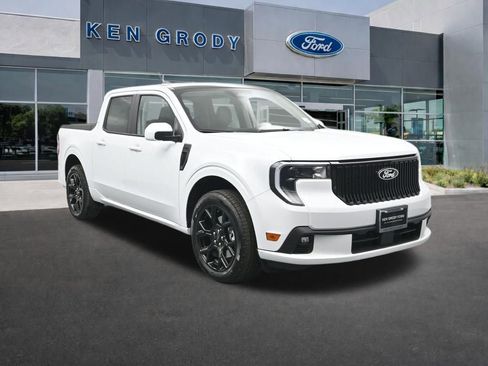 New 2025 Ford Maverick Lobo image 1