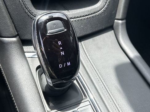 Certified 2023 Cadillac XT6 Premium Luxury image 29