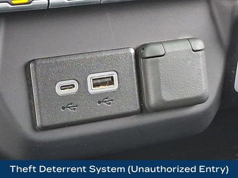 Used 2024 Chevrolet Silverado 1500 Custom AWD/4WD image 17