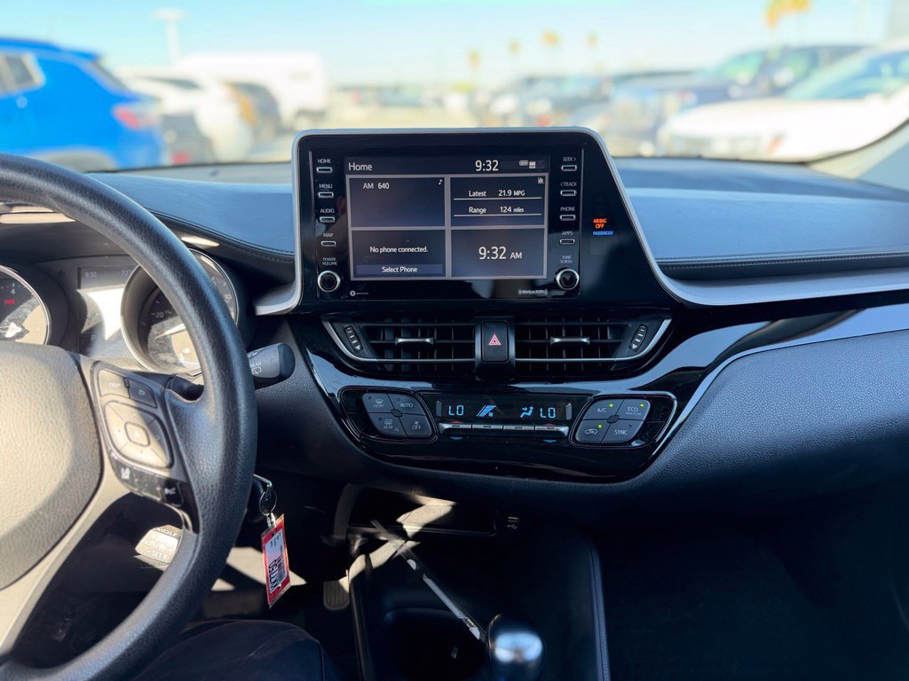 Used 2020 Toyota C-HR LE FWD image 9