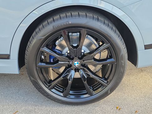 New 2026 BMW X7 xDrive40i image 6