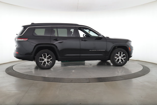 Used 2025 Jeep Grand Cherokee L Limited AWD/4WD image 6