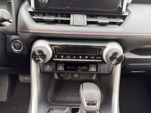 New 2025 Toyota RAV4 SE image 23