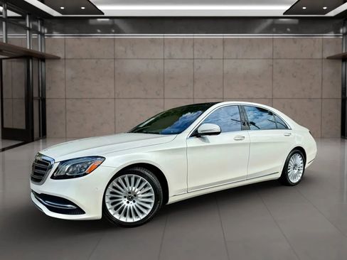 Used 2018 Mercedes-Benz S 560 Sedan image 3