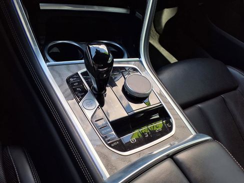 Used 2023 BMW M850i xDrive Convertible image 18