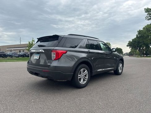 Used 2020 Ford Explorer XLT w/ Class III Trailer Tow Package AWD/4WD image 5