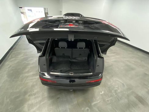 Used 2019 Audi Q7 3.0T Prestige w/ Prestige Package image 54