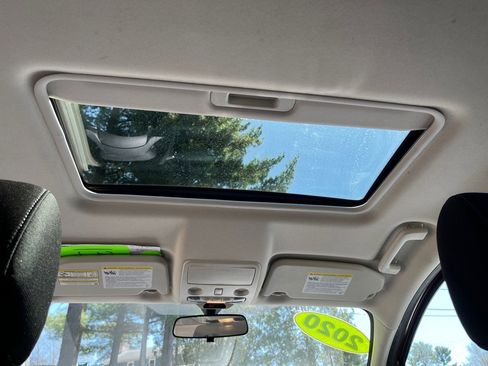 Used 2020 Ford EcoSport SE w/ SE Convenience Package AWD/4WD image 14