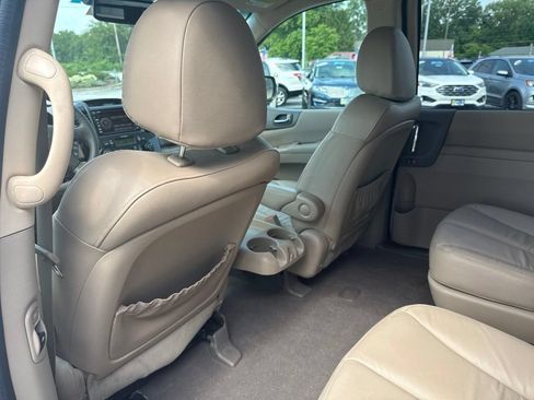 Used 2011 Kia Sedona EX w/ Luxury Pkg FWD image 11