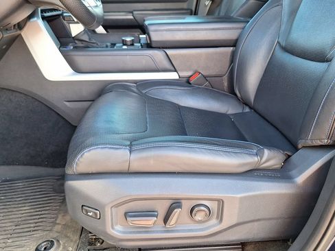 Used 2022 Toyota Tundra Platinum AWD/4WD image 11