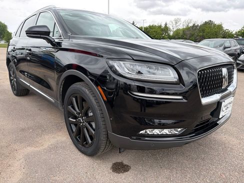 Used 2022 Lincoln Nautilus Reserve w/ Equipment Group 202A AWD/4WD image 10