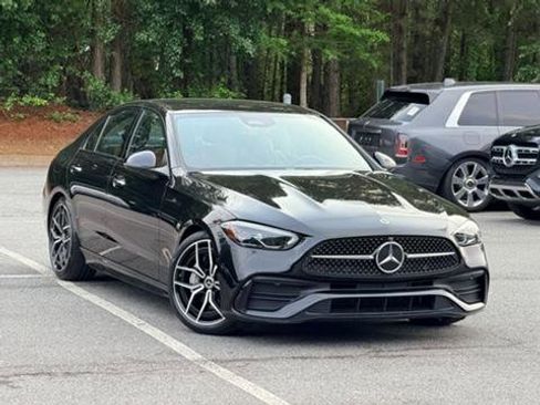Used 2022 Mercedes-Benz C 300 Sedan image 3