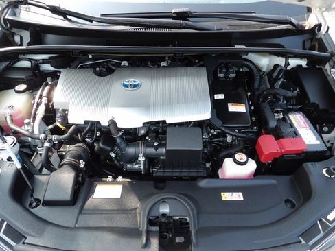 Used 2019 Toyota Prius XLE AWD/4WD image 23