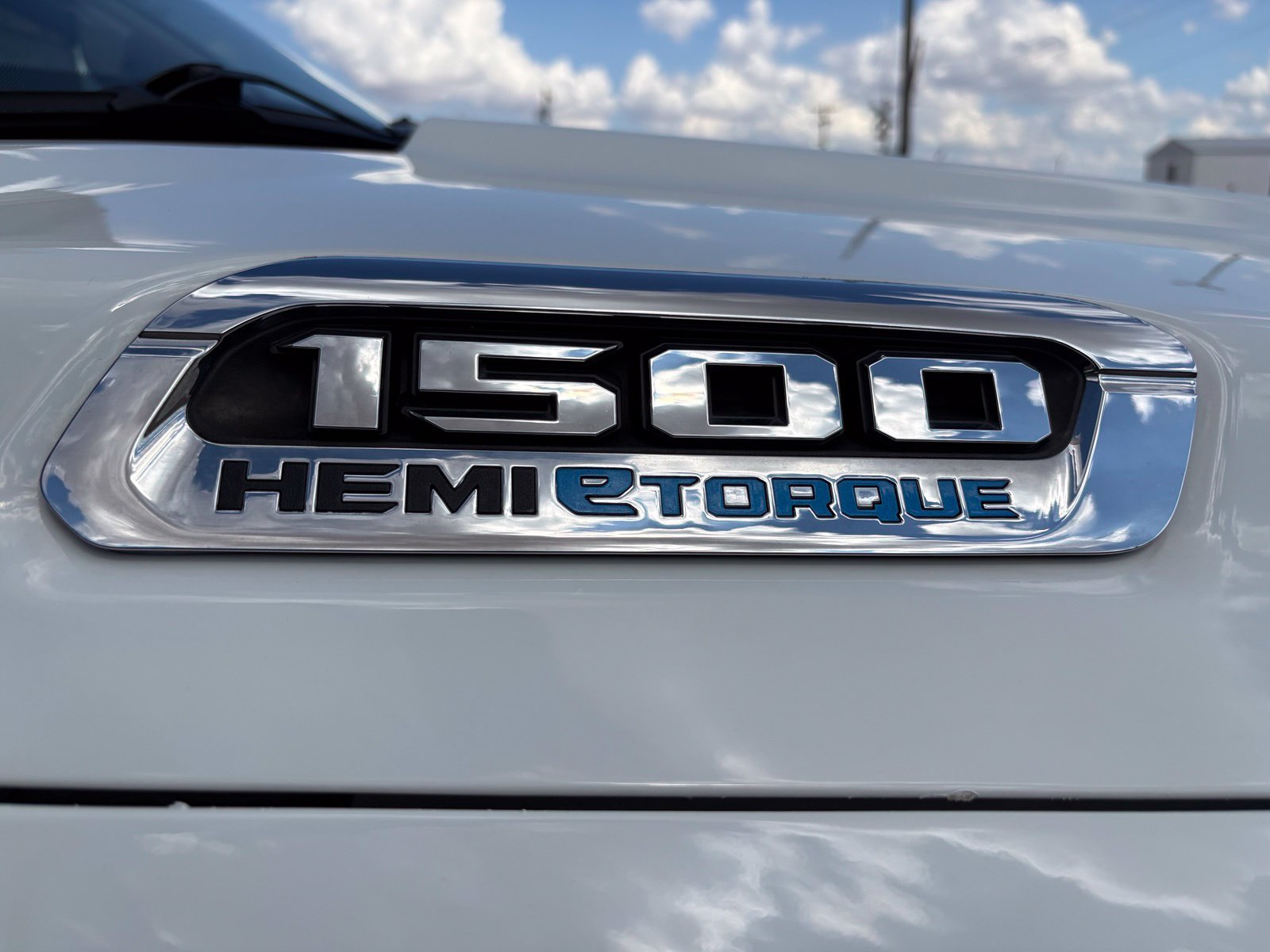 Used 2022 RAM 1500 Laramie AWD/4WD image 50