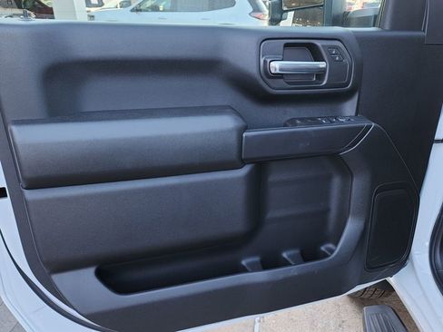 New 2026 GMC Sierra 3500 Pro w/ Convenience Package image 18