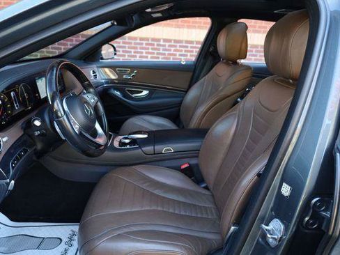 Used 2018 Mercedes-Benz S 560 4MATIC Sedan image 20