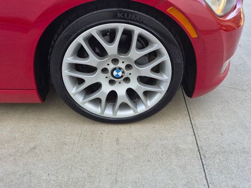 Used 2009 BMW 328i Convertible image 25