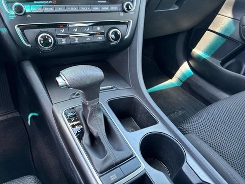 Used 2019 Kia Optima LX w/ LX 17" Wheel Package FWD image 32