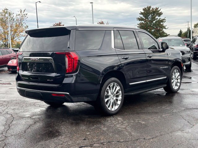 Used 2022 GMC Yukon SLT w/ SLT Premium Package AWD/4WD image 13