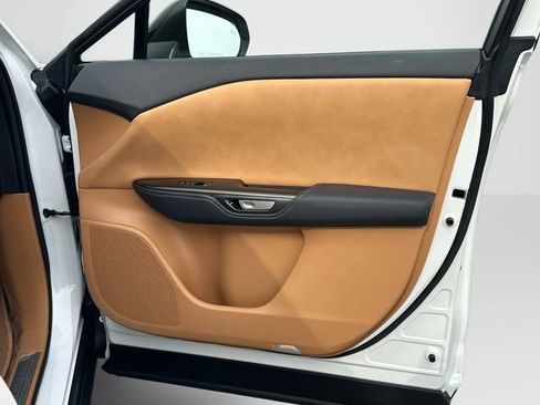 Used 2024 Lexus RZ 450e Premium w/ Technology Package image 23