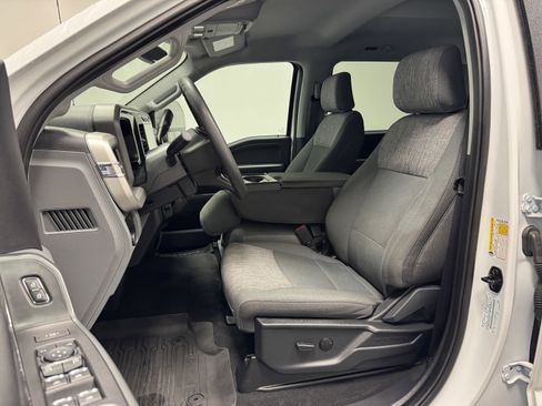 Used 2023 Ford F250 XLT w/ XLT Premium Package image 14